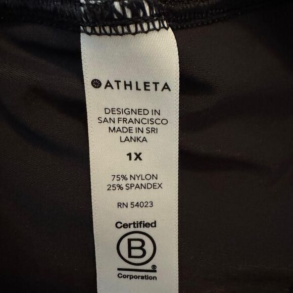 Athleta Women's Brown and Black Vest - Picture 4 of 5